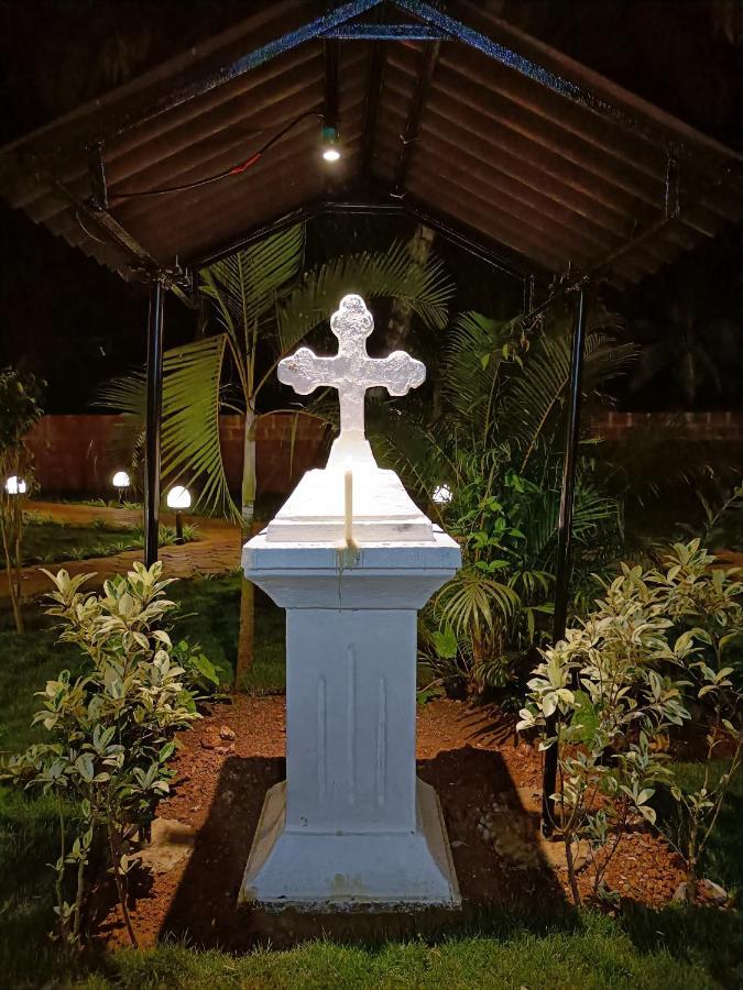 מנדרם Coco Teros Resort מראה חיצוני תמונה